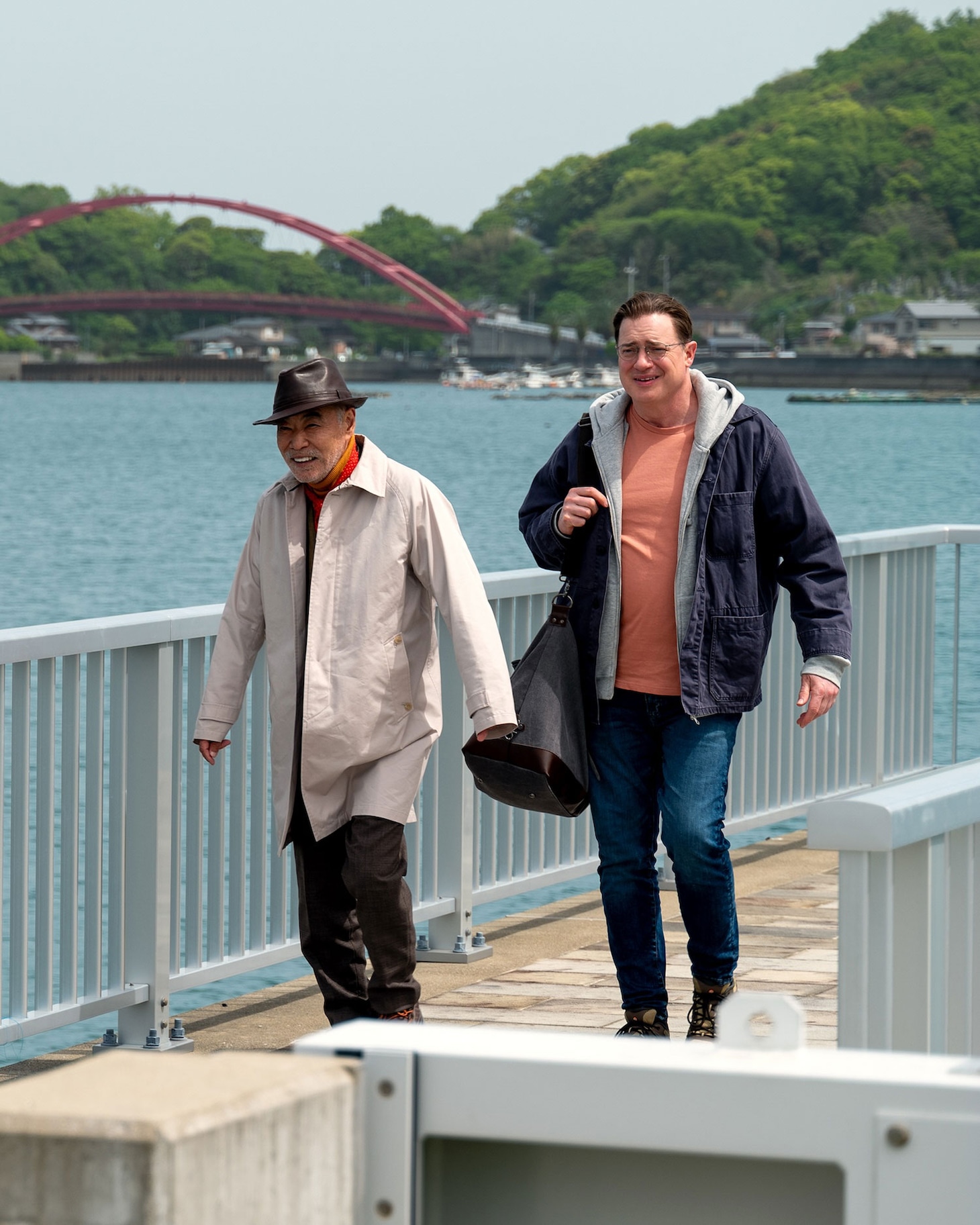 「レンタル・ファミリー」新場面写真