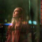 ヴァネッサ・カービーが家族のために危険を冒す、「それでも夜は訪れる」Netflixで配信