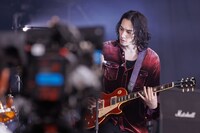 Netflixシリーズ「グラスハート」メイキング写真