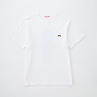 「IN MY DEN」第2弾アイテムのTシャツ（M・L 各税込5000円）