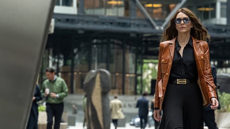 「ブラックバッグ」場面写真。ケイト・ブランシェット演じるキャスリン