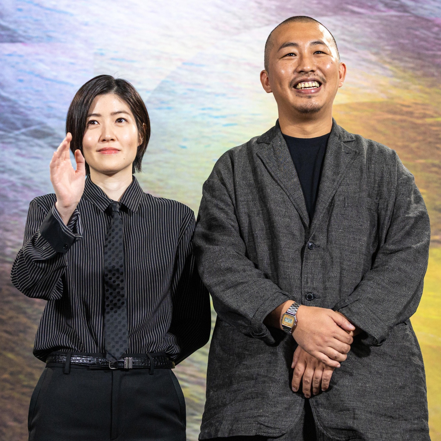 左からシム・ウンギョン、三宅唱