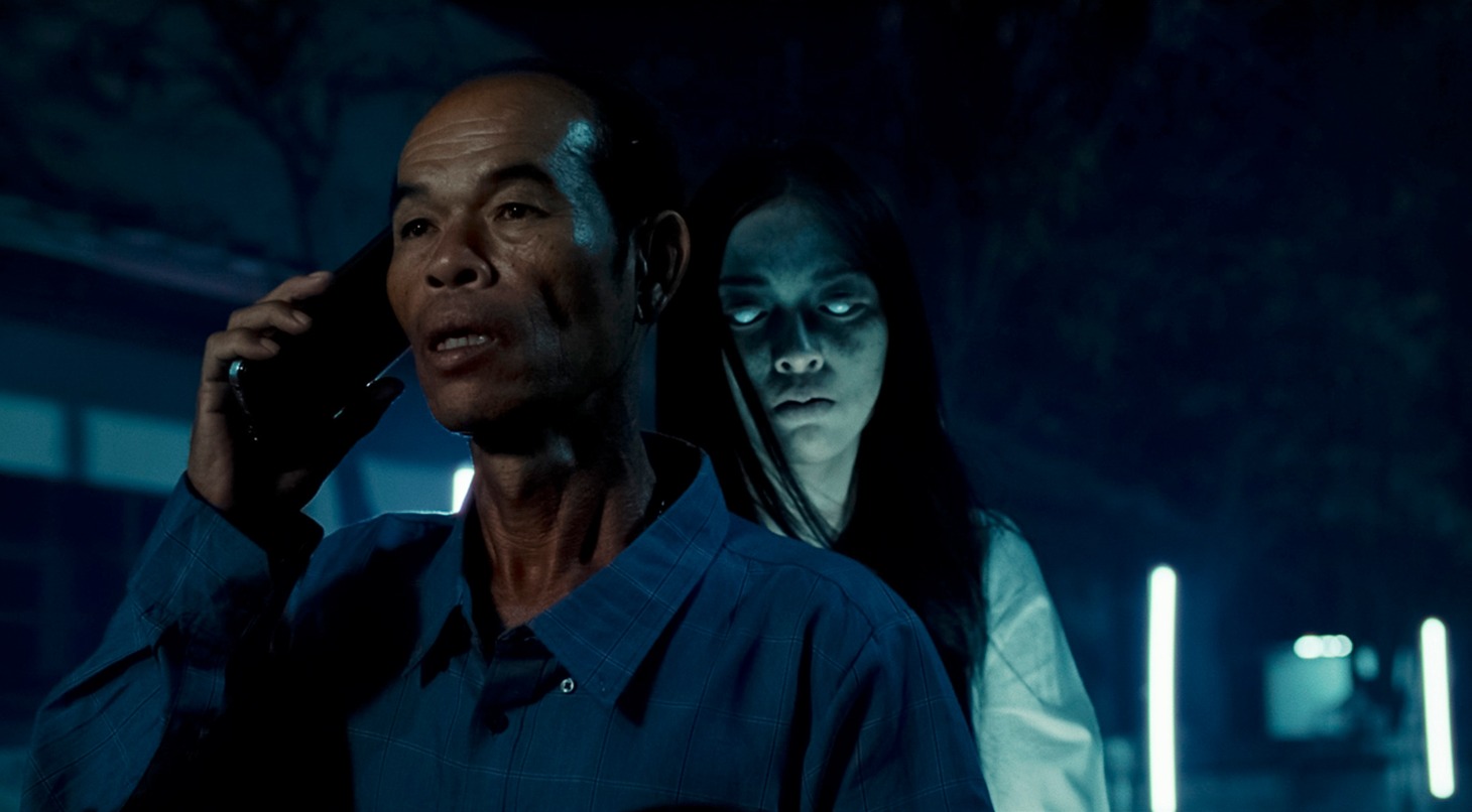 「サッパルー！街を騒がす幽霊が元カノだった件」新場面写真