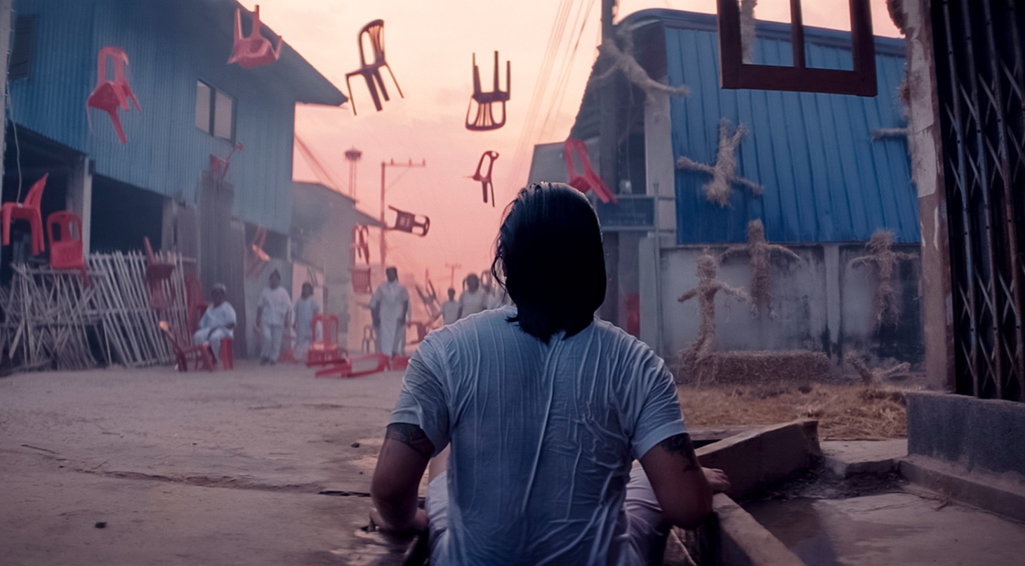 「サッパルー！街を騒がす幽霊が元カノだった件」新場面写真