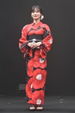 「火喰鳥を、喰う」完成披露試写会より、山下美月