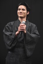 「火喰鳥を、喰う」完成披露試写会より、水上恒司