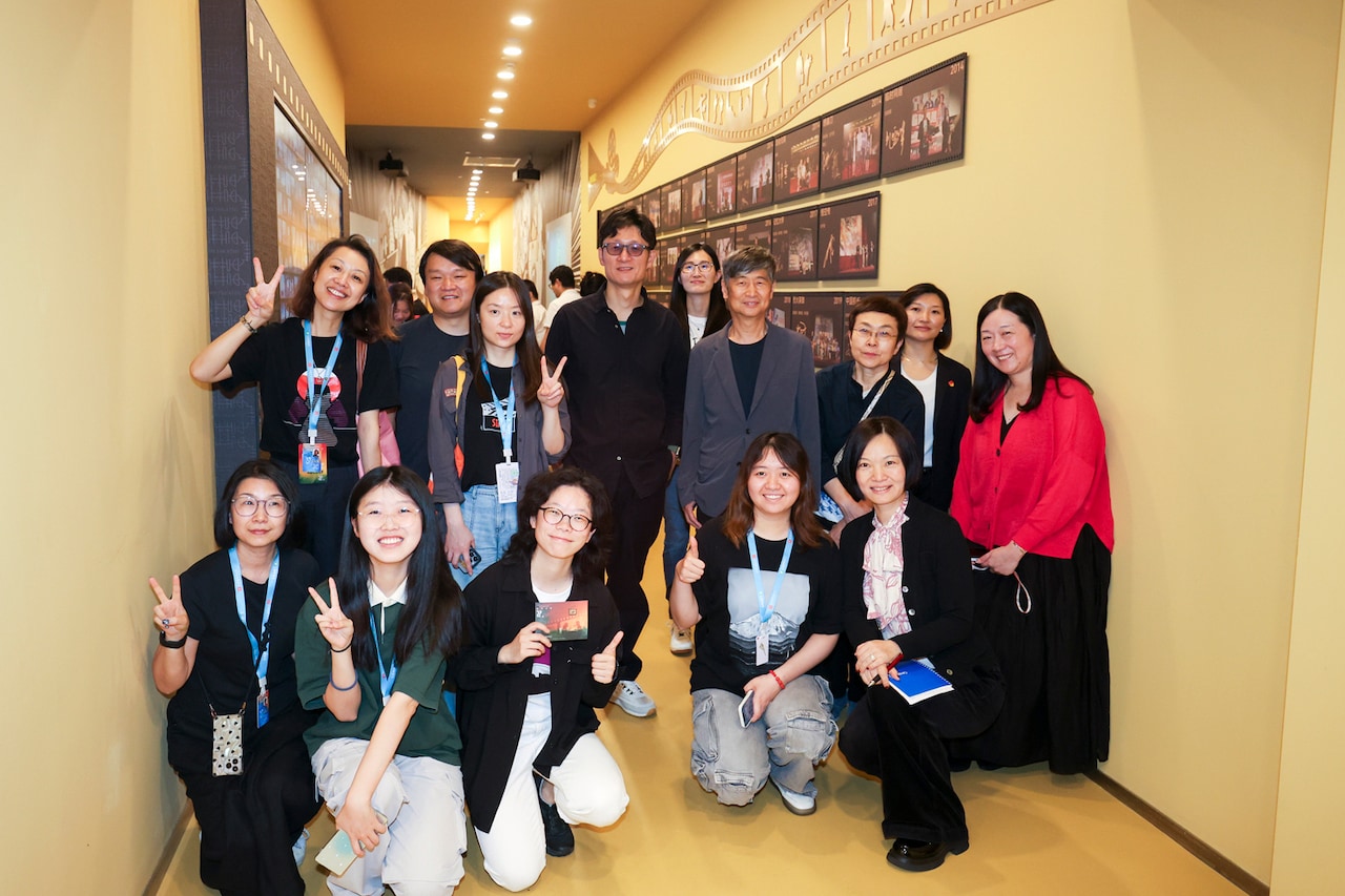 上海国際映画祭には多数のボランティアスタッフが協力している