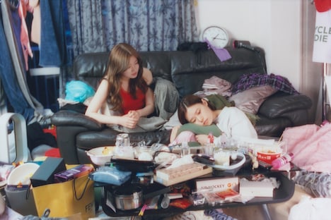 映画「ミーツ・ザ・ワールド」場面写真