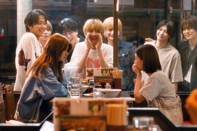 映画「ミーツ・ザ・ワールド」場面写真