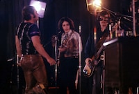 「ブラッド・スウェット＆ティアーズに何が起こったのか？」場面写真 配給：ディスクユニオン（ALF AZBET）©︎2023 James Sears Bryant All Rights Reserved