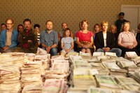 「二対一 東ドイツ通貨統一の夏に発見した大切なこと」場面写真 ©2024 Row Pictures GmbH, Zischlermann Filmproduktion GmbH, Lichtblick Film & TV Produktion GmbH, ZDF, ARTE