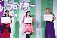 “誰かとシャッフルできるなら？”という質問コーナー。左から小笠原亜里沙、伊藤彩沙、キンタロー。