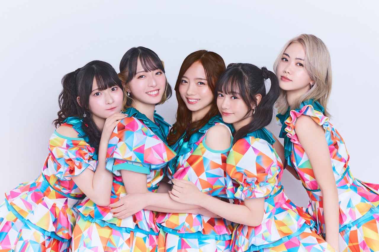 映画「恋愛裁判」の劇中アイドルグループ「ハッピー☆ファンファーレ」。左から桜ひなの、今村美月、齊藤京子、仲村悠菜、小川未祐