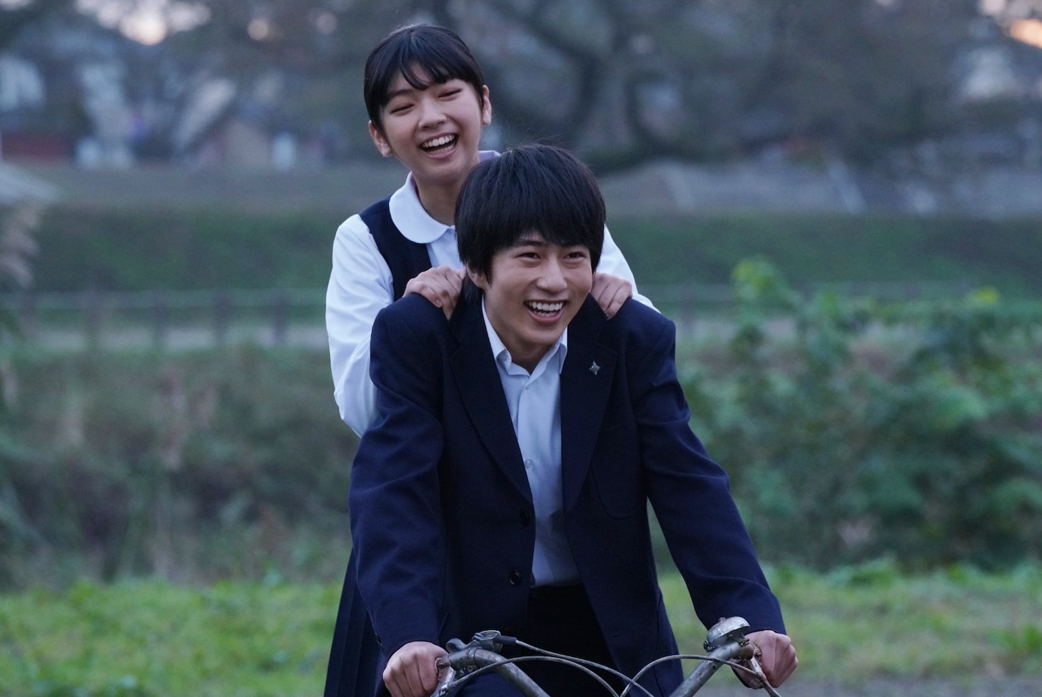 堺雅人＆井川遥が共演したラブストーリー「平場の月」場面写真17点解禁