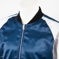 スカジャン（M、L、XL） / 各3万3000円（税込）