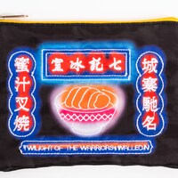 刺繍ポーチ / 3520円（税込）