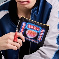 刺繍ポーチ / 3520円（税込）