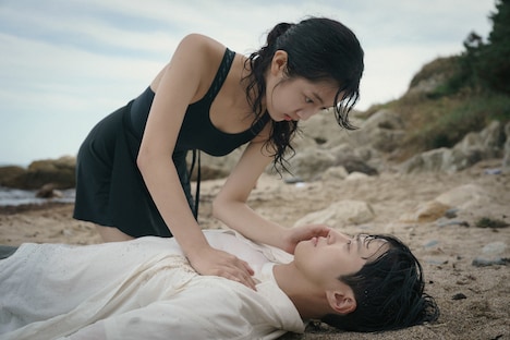 Netflix映画「告白ヒストリー」場面写真