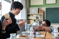 「おいしい給食 炎の修学旅行」場面写真