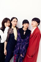 「リンダ リンダ リンダ 4K」合同取材会の様子。左から前田亜季、香椎由宇、関根史織、ペ・ドゥナ
