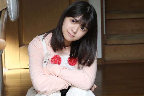 冨里奈央演じる後輩