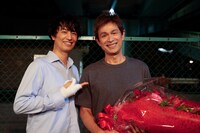 左から斎藤工、江口洋介