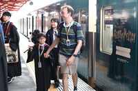 「バック・トゥ・ホグワーツ」特別イベントの参加者