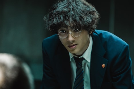 「爆弾」場面写真