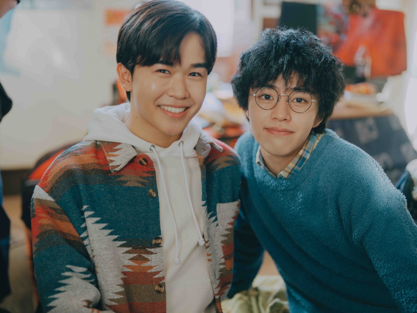 「カラダ探し THE LAST NIGHT」メイキング写真。左から田辺大和役の鈴木福、浦西翔太役の醍醐虎汰朗