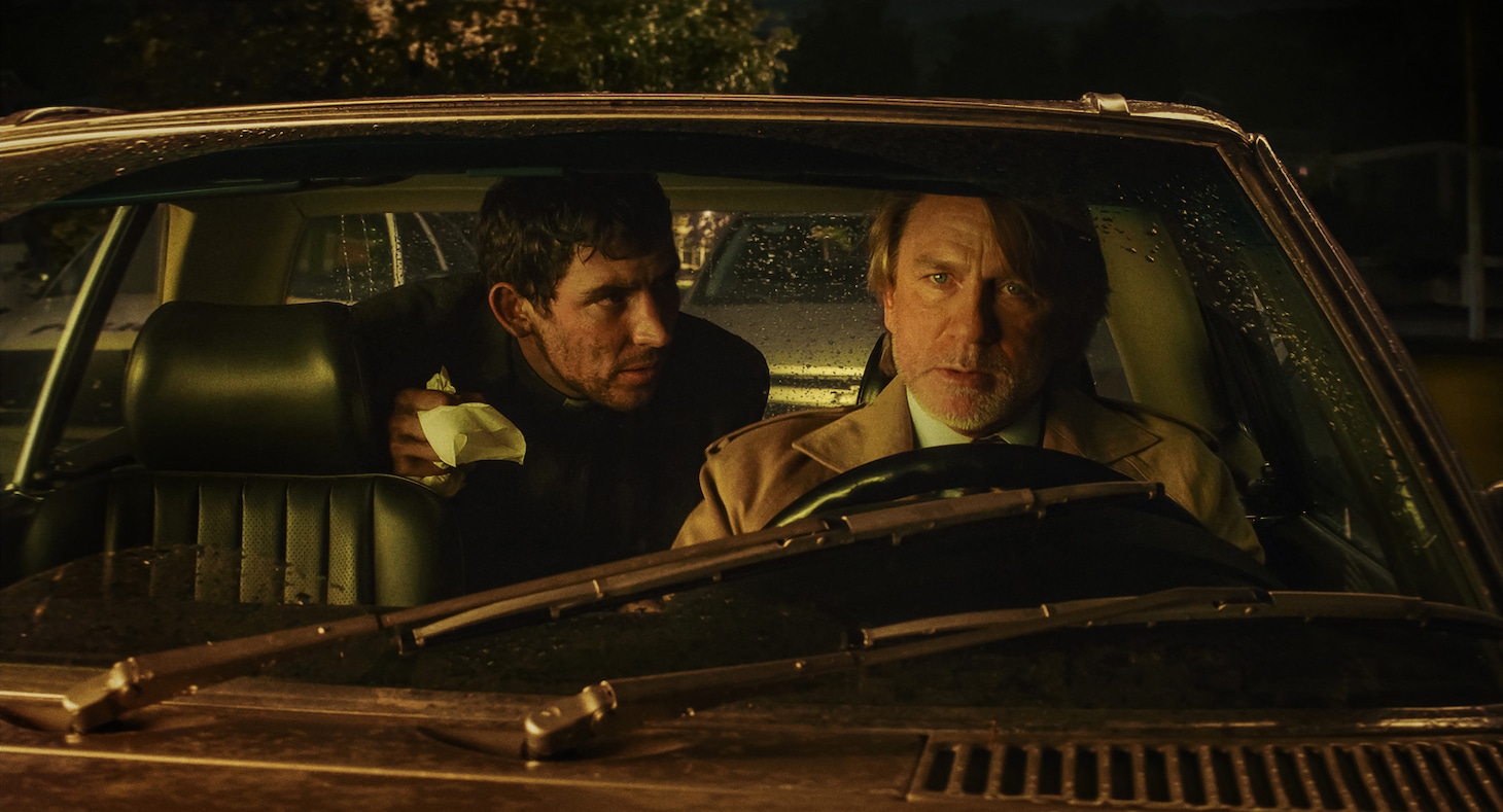 「ナイブズ・アウト: ウェイク・アップ・デッドマン」場面写真 Courtesy of Netflix