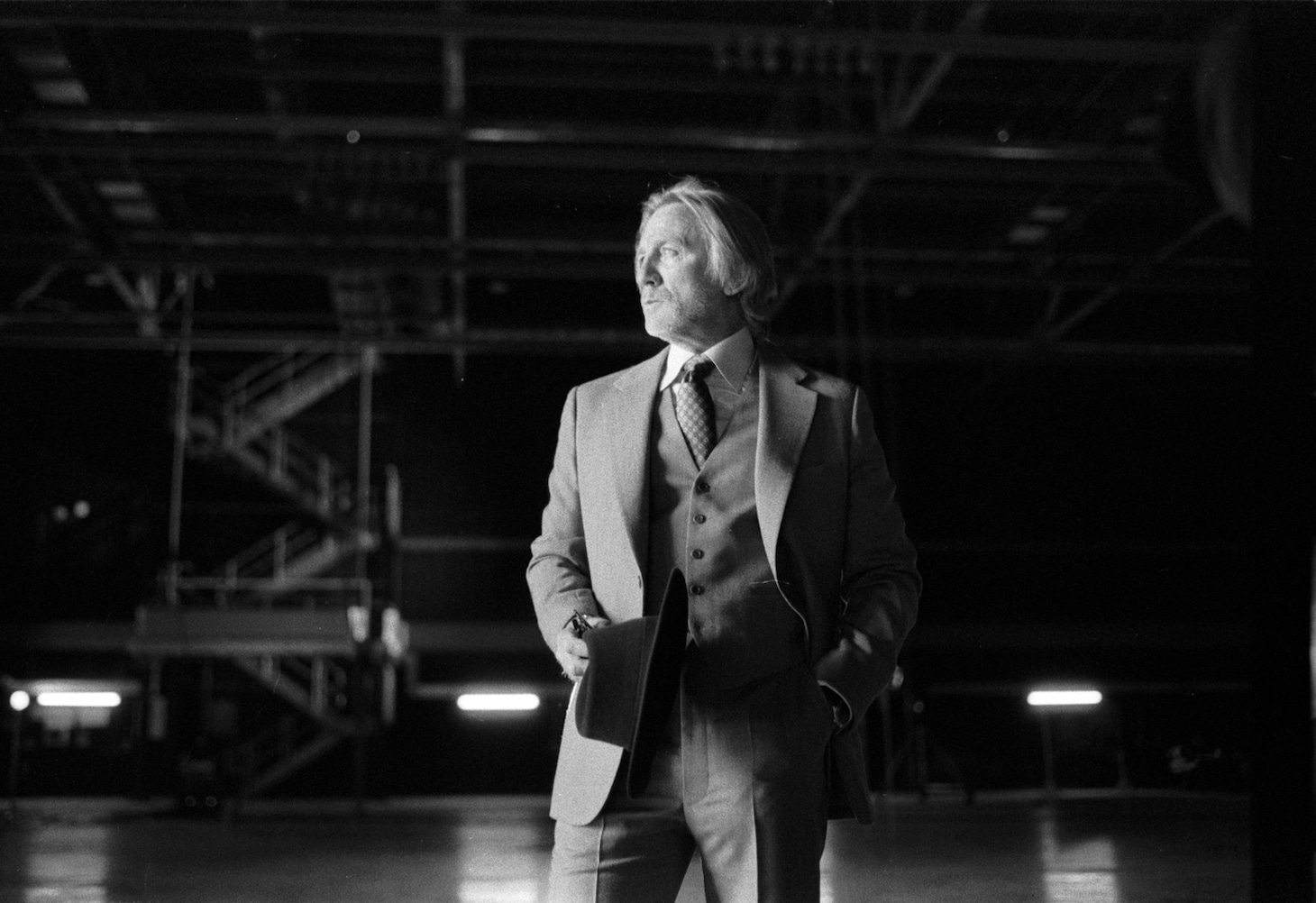 「ナイブズ・アウト: ウェイク・アップ・デッドマン」場面写真 Photo by Rian Johnson