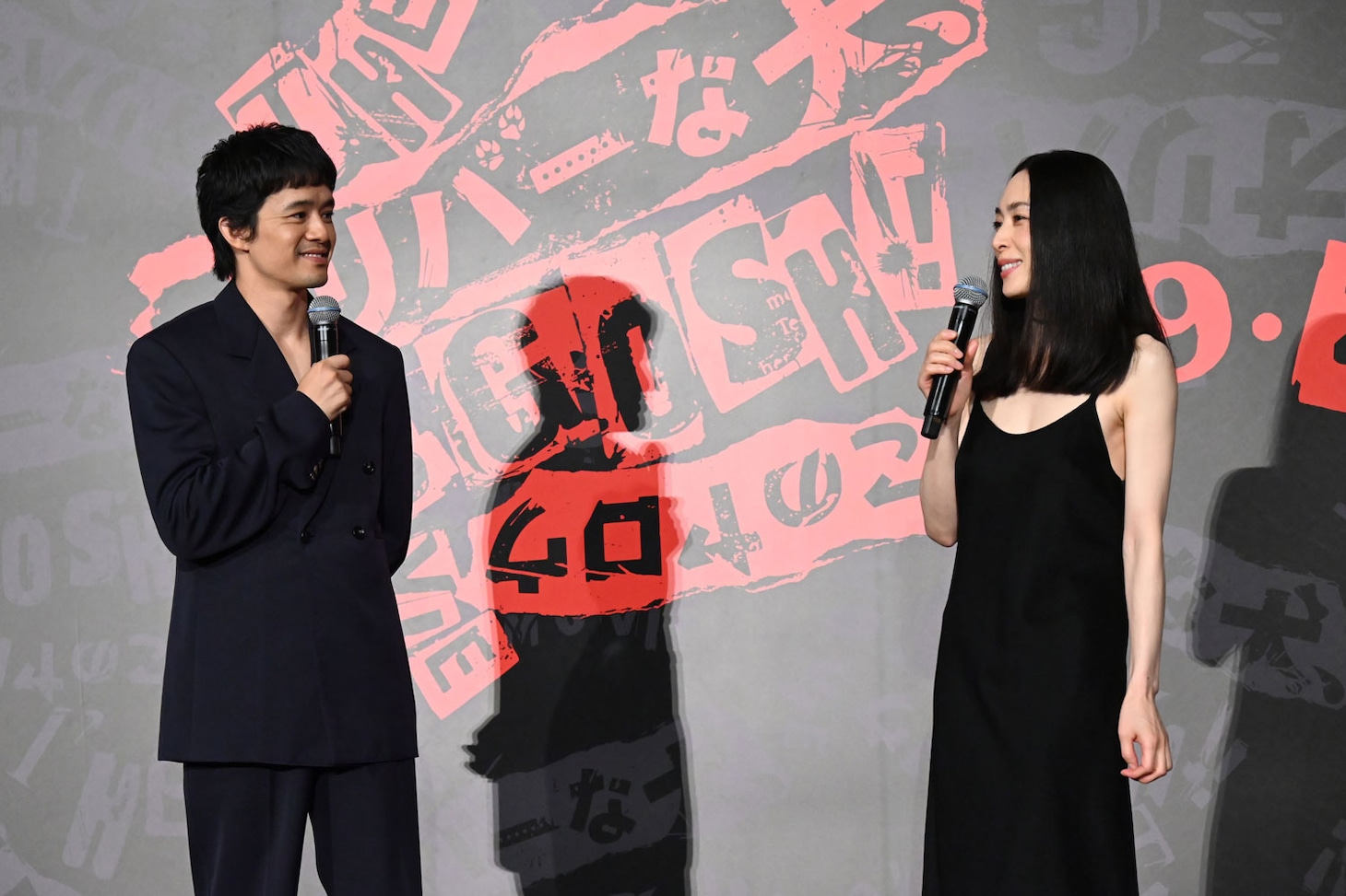 映画「THE オリバーな犬、(Gosh!!)このヤロウ MOVIE」で初共演した池松壮亮（左）と深津絵里（右）