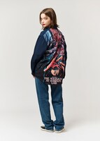 001｜ルーズフィットシャツ（7900円）