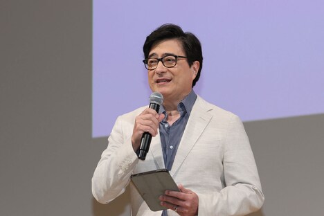 ジョン・カビラ