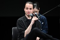 「ワン・ガール・インフィニット」の撮影を担当したシェーン・エインズワース。「過酷な映画だったと思いますが、最後まで観ていただきありがとうございます」と挨拶した