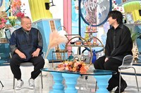 「A-Studio+」9月5日放送回の様子。左から笑福亭鶴瓶、山田裕貴