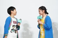 左から嶋田鉄太、瑠璃