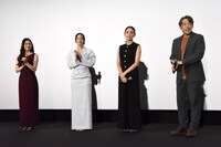 「遠い山なみの光」公開記念舞台挨拶の様子