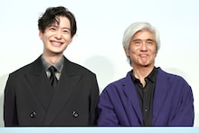 「アフター・ザ・クエイク」舞台挨拶付きプレミア上映の様子。左から岡田将生、佐藤浩市