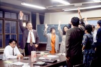 「12人の優しい日本人」場面写真 ©日活