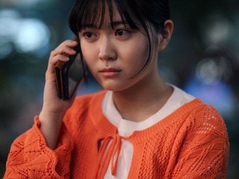 「終点のあの子」新場面写真。奈津子（平澤宏々路）