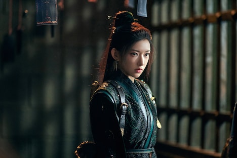 弓の名手・裴思婧。演じるのは「嘘つきな恋人～Lie to Love～」のチェン・シャオ（程潇）