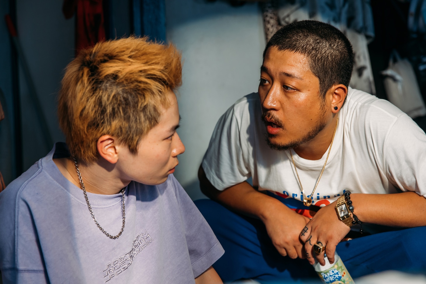 「愚か者の身分」新場面写真