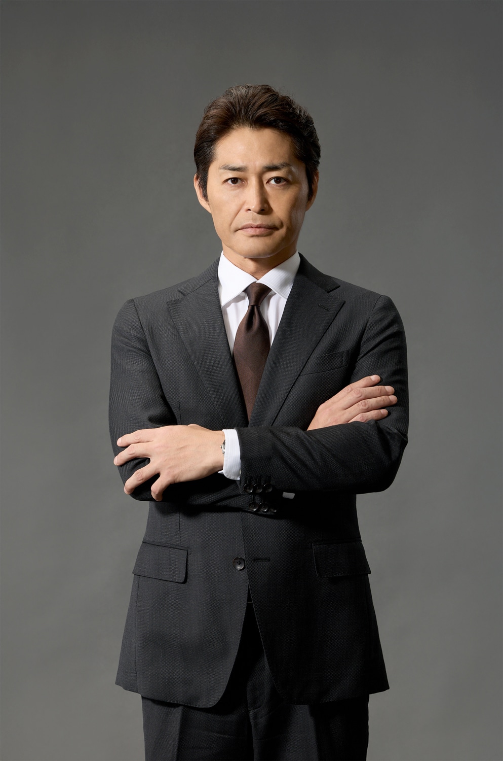 佐生新次郎役の安田顕