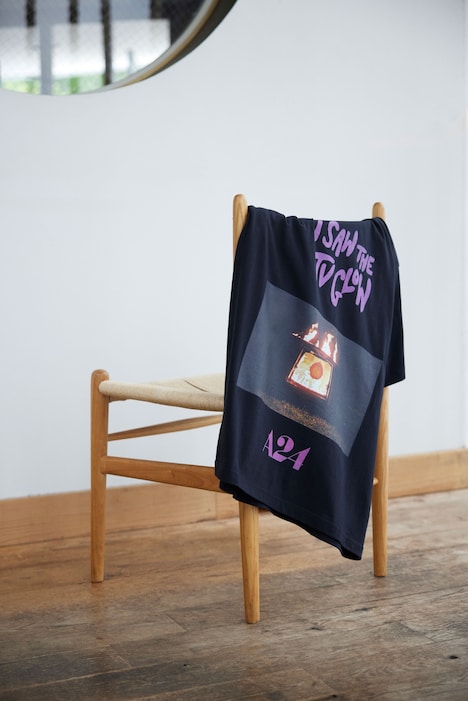A24 for bonjour records「I Saw The TV Glow」Exclusive T-shirtのイメージ