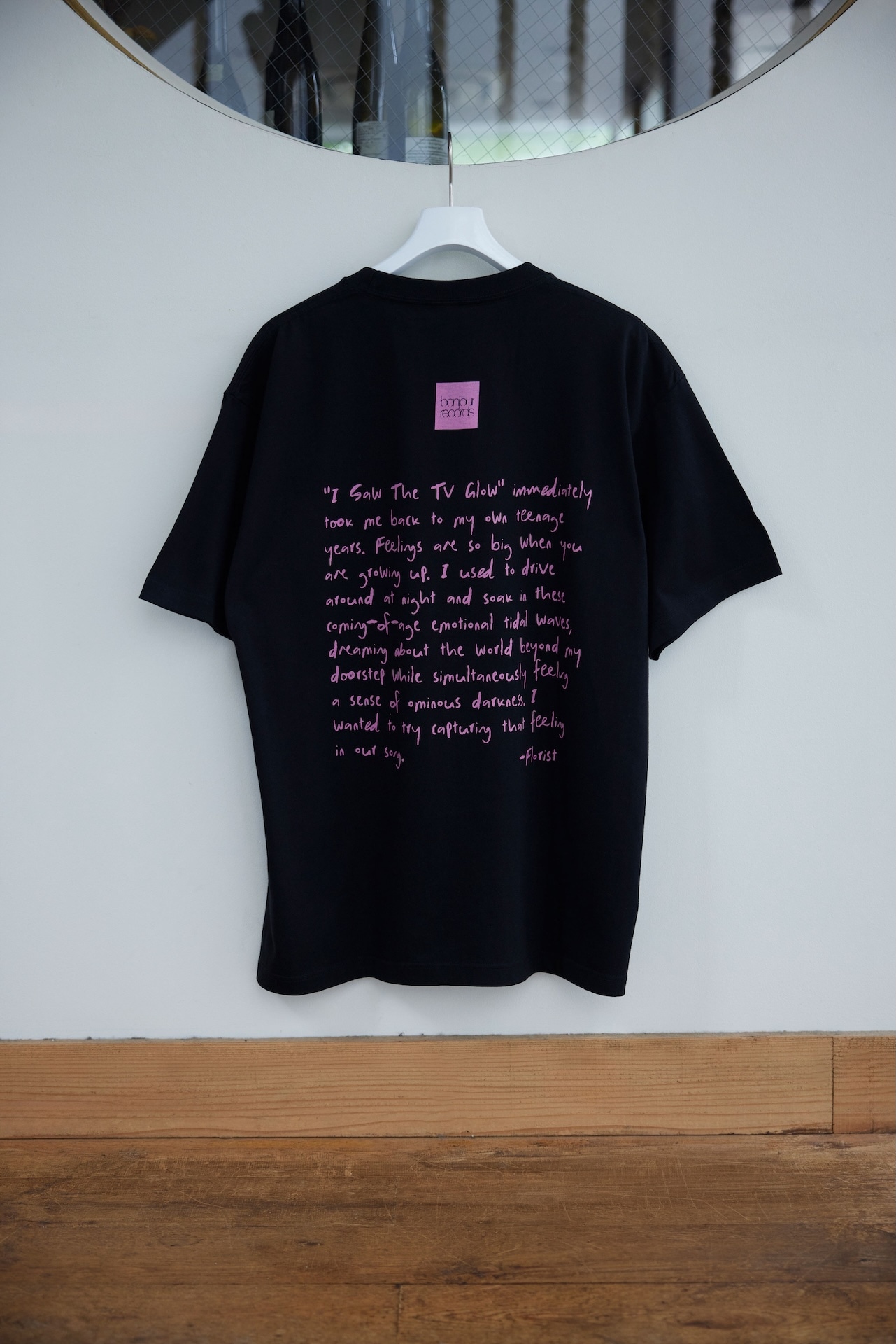 A24 for bonjour records「I Saw The TV Glow」Exclusive T-shirt（背面デザイン / 税込1万1000円）