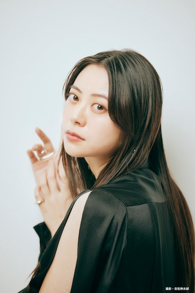 「遺愛」で主人公・藤井佳奈を演じる山下リオ