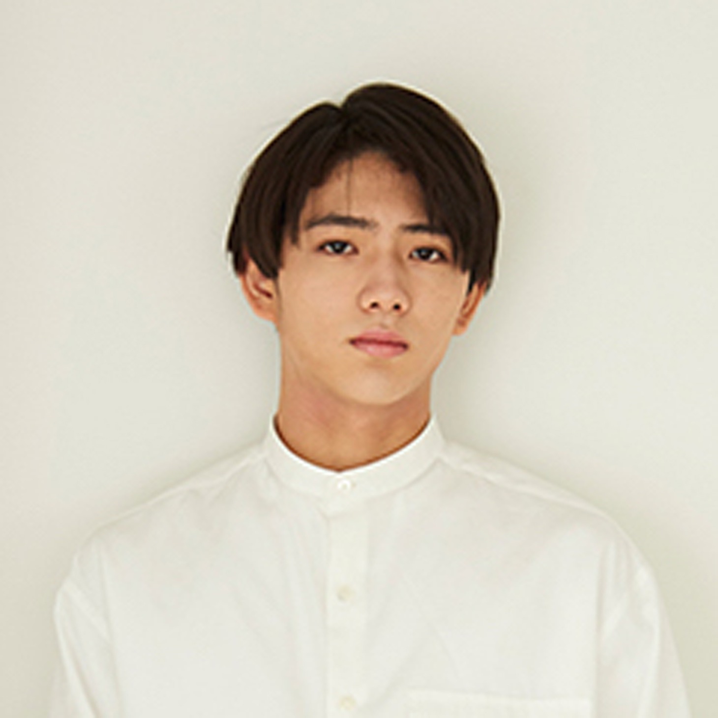 春本ヒロ