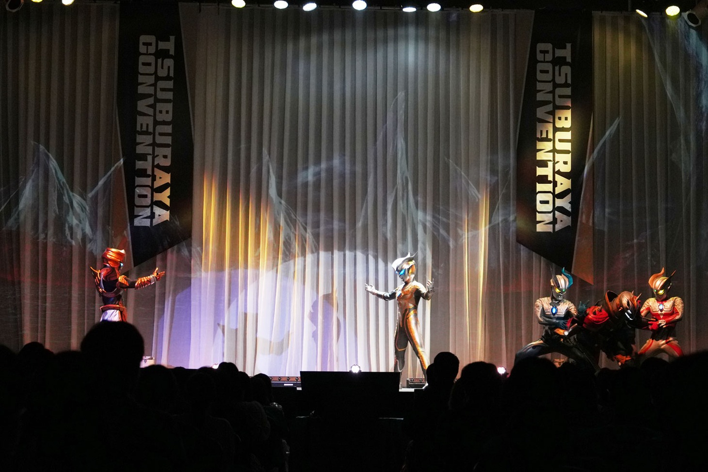 「ウルトラマンゼロ15th～Beyond the STARS～グランドフィナーレ」の様子