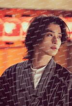 「横浜流星2026年カレンダー」セブンネットショッピング限定版の特典ポストカード